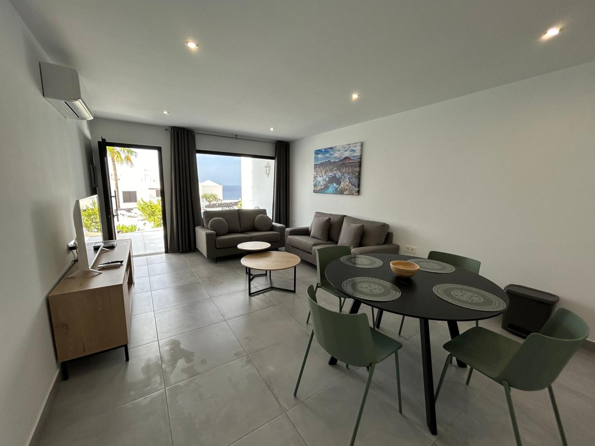 Stunning 2 Bedroom Seafront Apartment Пуерто-дель-Кармен Екстер'єр фото