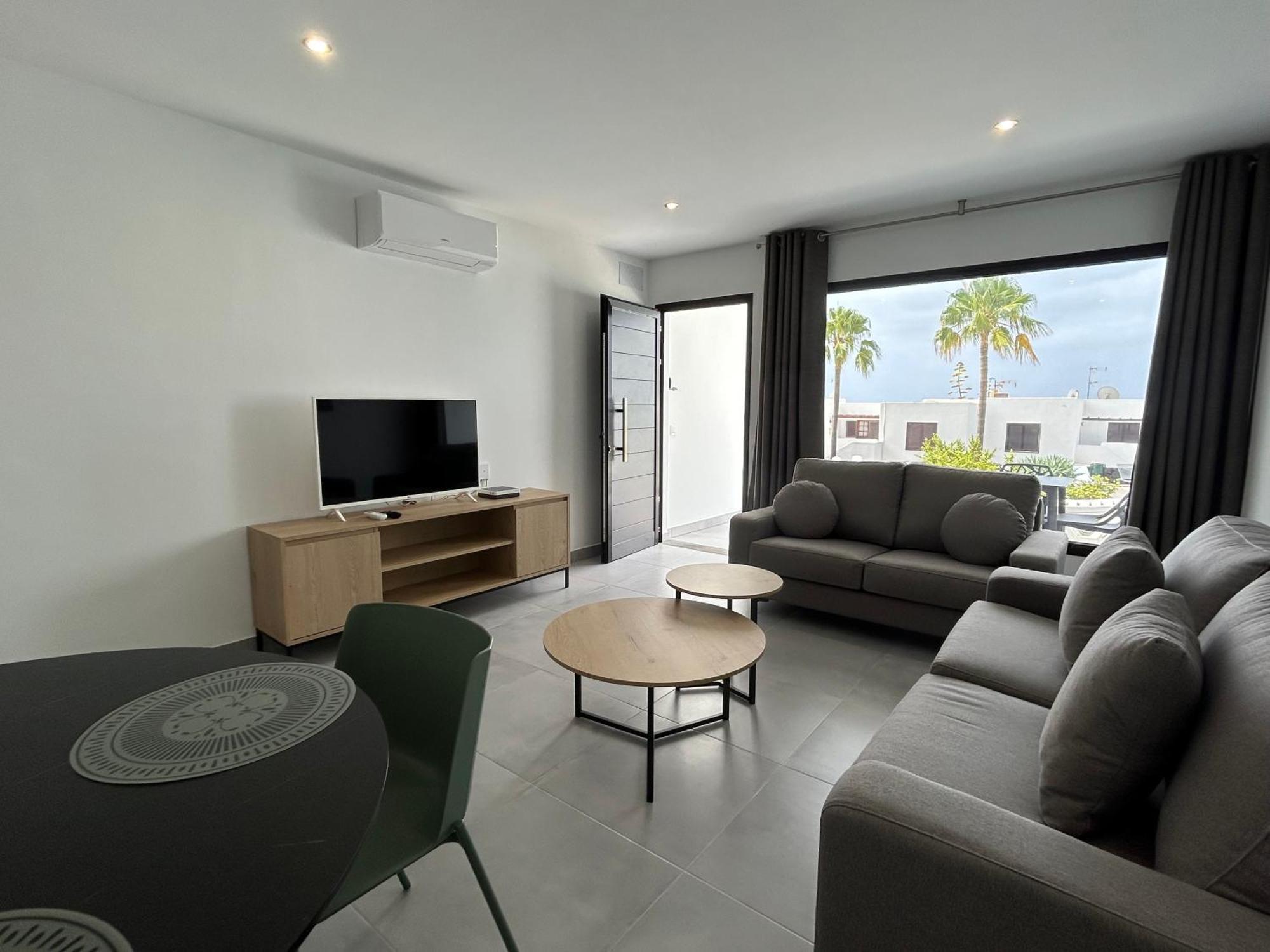 Stunning 2 Bedroom Seafront Apartment Пуерто-дель-Кармен Екстер'єр фото